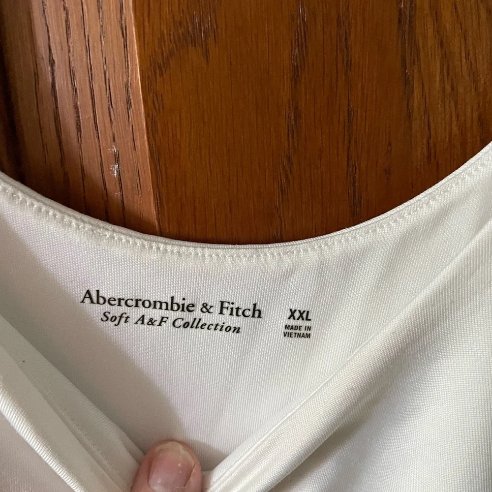 Abercrombie & Fitch White Sleeveless bodysuit. - Picture 2 of 3